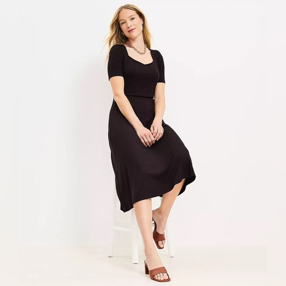 LOFT - Squared V-Neck Flare Midi Dress - Picture 3 of 3